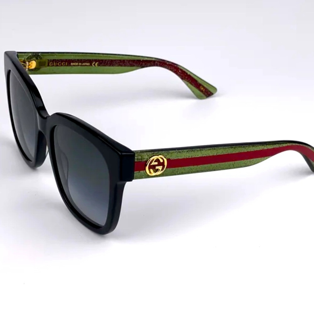 Gucci oversize
Brand new